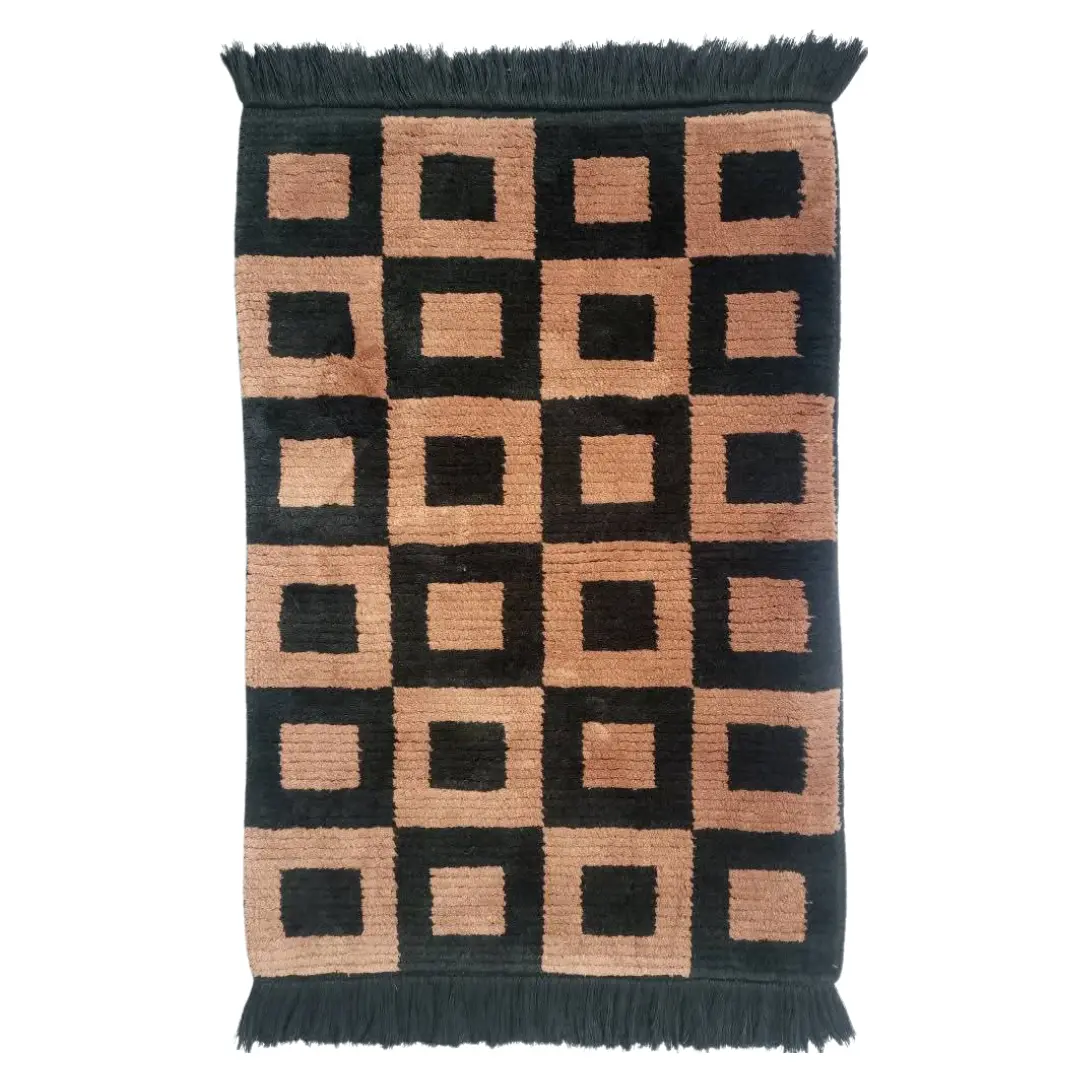 Hand Tufted Woolen Floor Mat Check | 2ft x 3ft | GSM 857